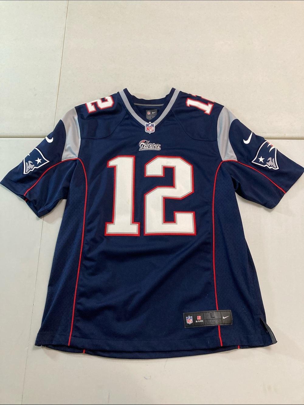 Nike New England Patriots #12 Brady Football Jersey Size Large